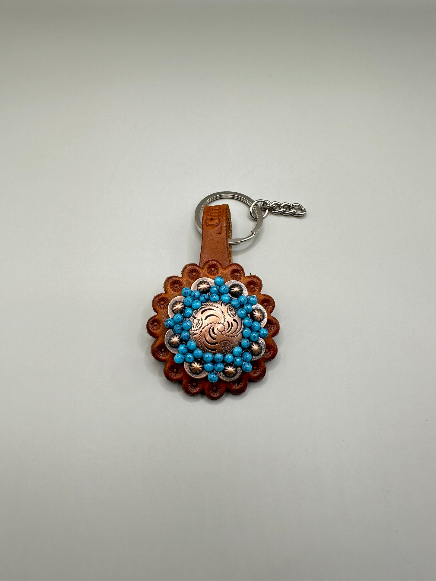 Schlüsselanhänger Chestnut mit Concho kupfer/türkis - Western-Style