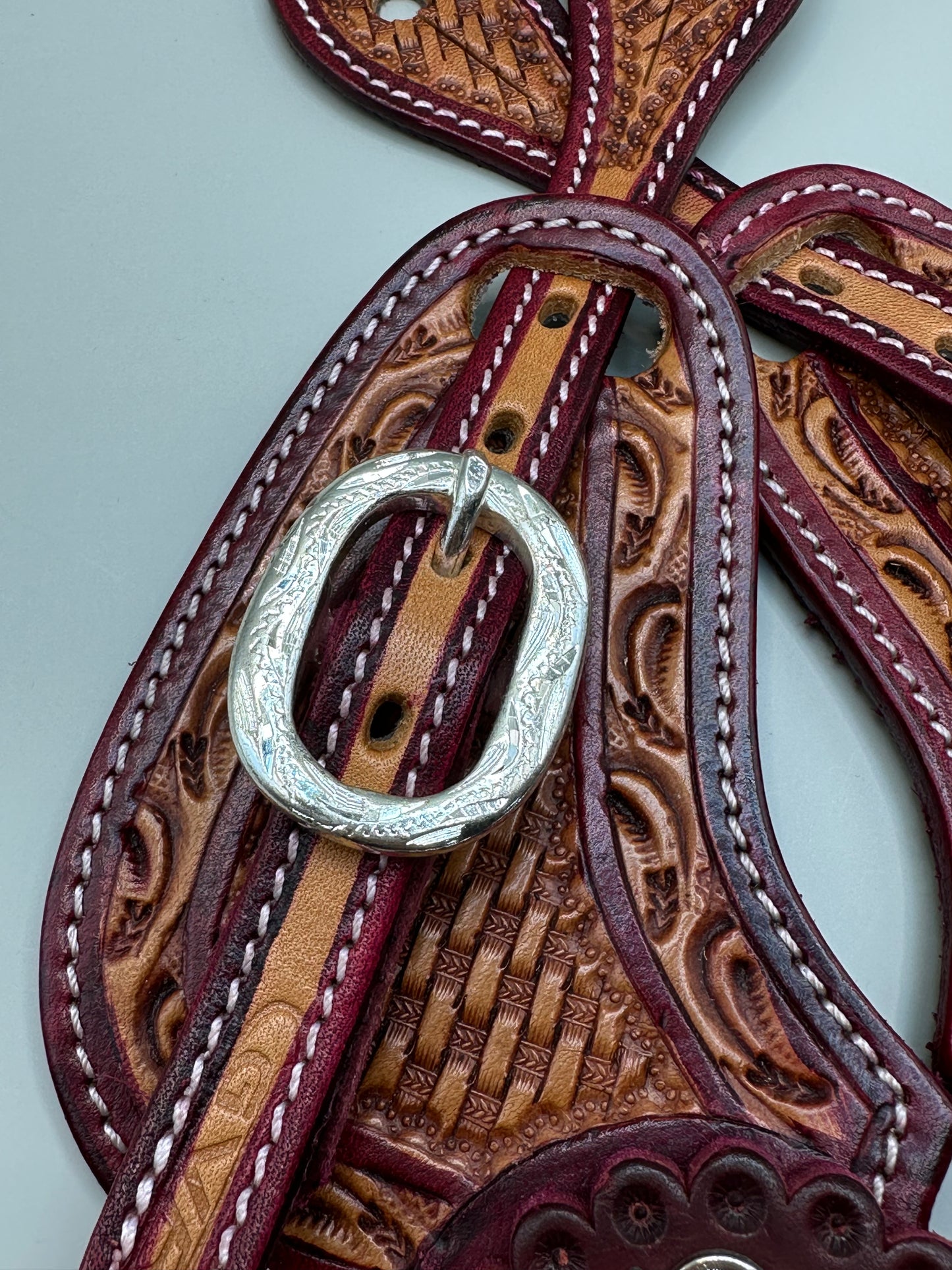 Sporenriemen Set Zweifarbig Damen Western - Russet/Latigo mit violetten Strass-Conchos